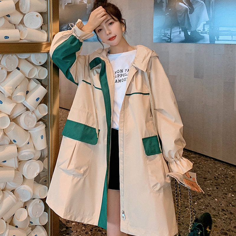 เทรนช์โค้ท Colorblock ยาวปานกลาง