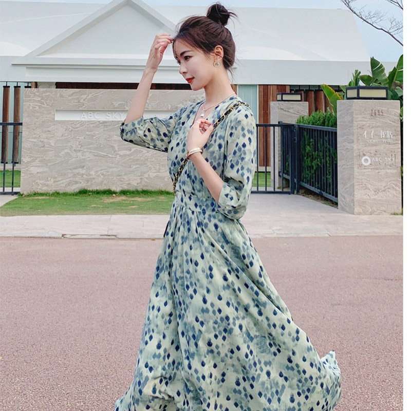 ชุดเดรสเอวหวาน